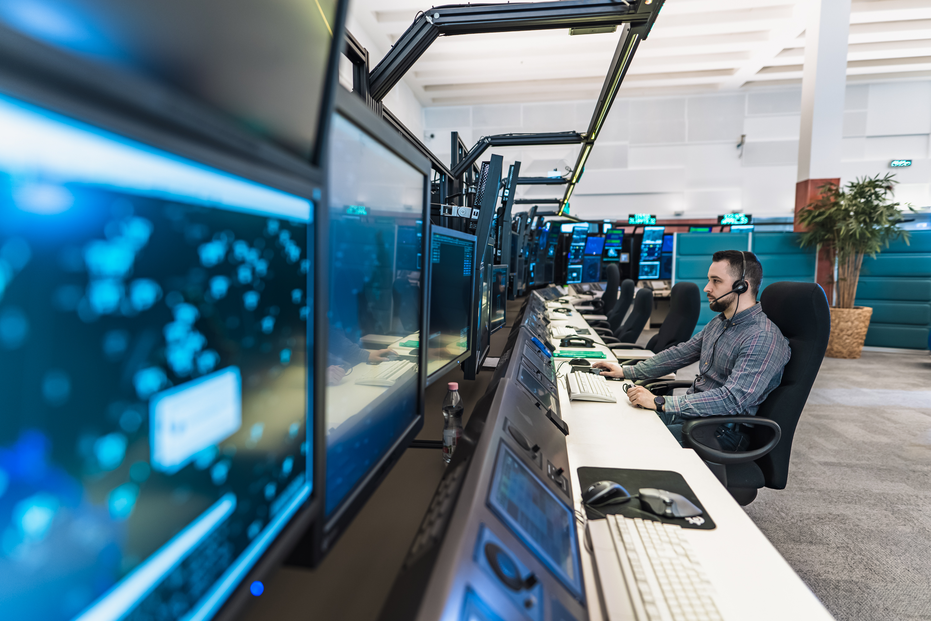 HungaroControl air traffic control centre